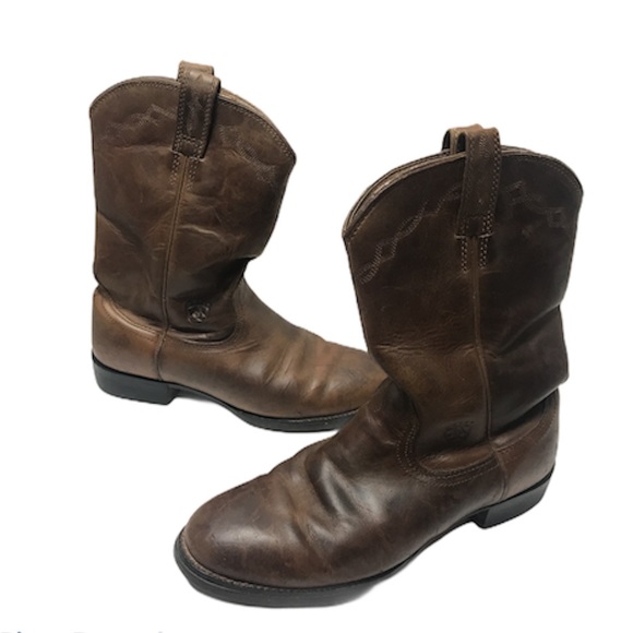 Ariat Other - Ariat cowboy boots Mens 9.5 leather western